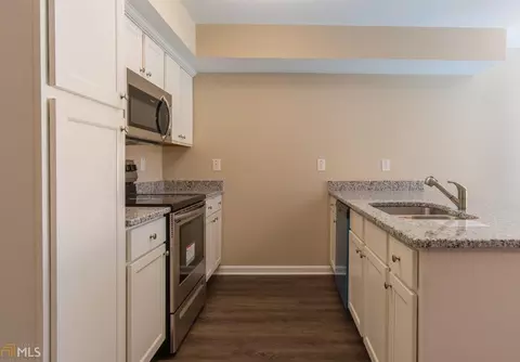 307 Pond View Rd, Macon, GA 31206 photo 9