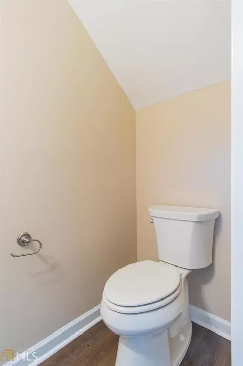 307 Pond View Rd, Macon, GA 31206 photo 11