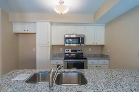 307 Pond View Rd, Macon, GA 31206 photo 8