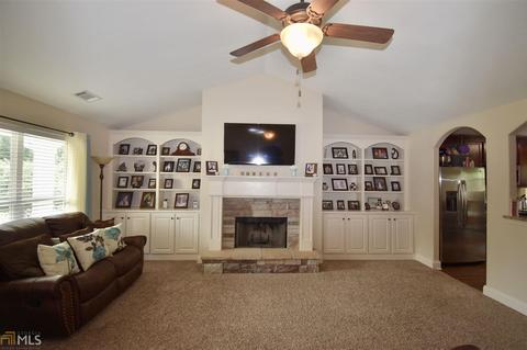 585 Matt Ln, Bethlehem, GA 30620 photo 2
