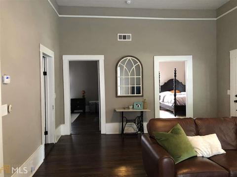 36 E New St, Winder, GA 30680 photo 6