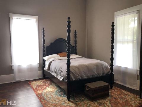36 E New St, Winder, GA 30680 photo 18