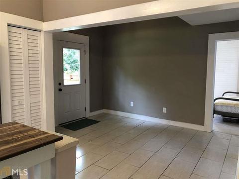 36 E New St, Winder, GA 30680 photo 13