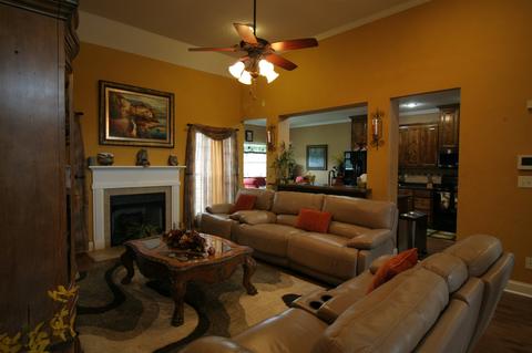 521 Saint Marlow Dr, Centerville, GA 31028 photo 8