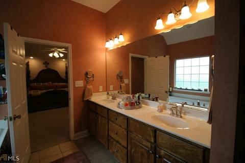 521 Saint Marlow Dr, Centerville, GA 31028 photo 26