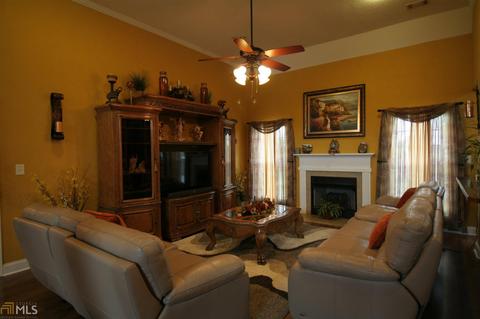 521 Saint Marlow Dr, Centerville, GA 31028 photo 9