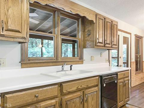 119 Riverview Dr, Clarkesville, GA 30523 photo 8