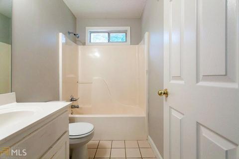 121 Dodgen, Hampton, GA 30228 photo 10