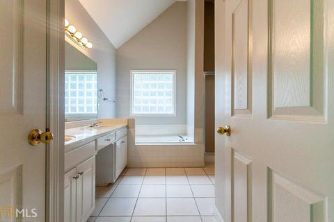 121 Dodgen, Hampton, GA 30228 photo 19