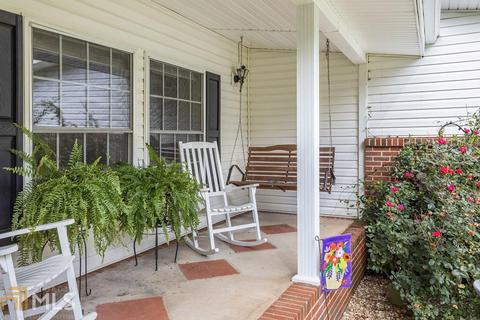 251 Dewitt Hill Dr, Cornelia, GA 30531 photo 2