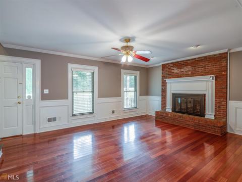 2075 East Lk, Mcdonough, GA 30252 photo 8