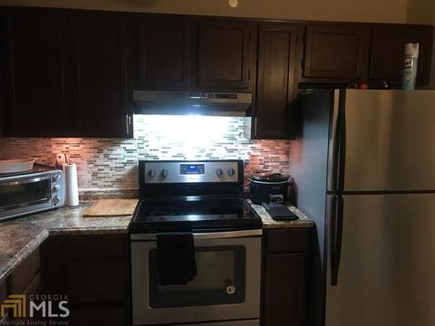 5963 Creekside Dr, Rex, GA 30273 photo 9