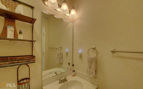 317 Estatohe Cir, Toccoa, GA 30577 photo 13