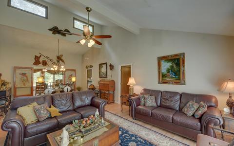 317 Estatohe Cir, Toccoa, GA 30577 photo 3