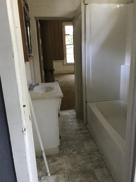 140 E Beech St, Cochran, GA 31014 photo 9