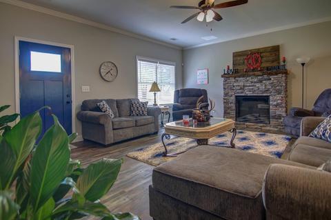 145 Cub Ln, Covington, GA 30016 photo 4