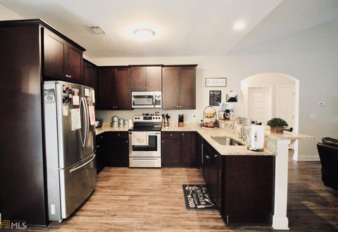 296 Stanebrook Ct, Jackson, GA 30233 photo 9