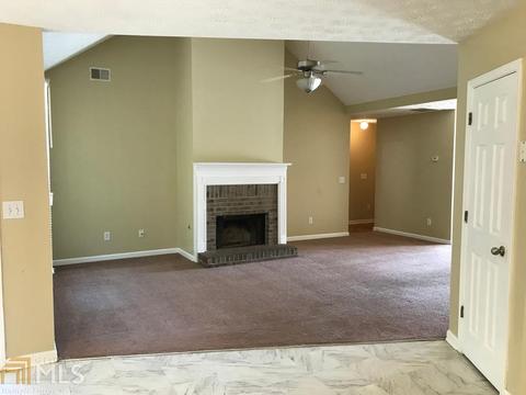 205 Lassiter Dr, Covington, GA 30016 photo 4
