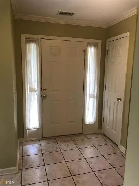 320 Radcliffe Trce, Covington, GA 30016 photo 3