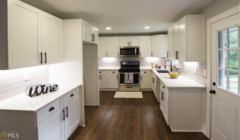 2829 Mitchell Dr, Decatur, GA 30032 photo 8