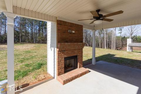 75 Brittney Ln, Covington, GA 30016 photo 5