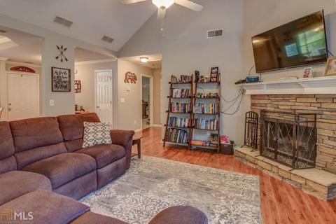 220 Berkshire Pass, Covington, GA 30016 photo 2
