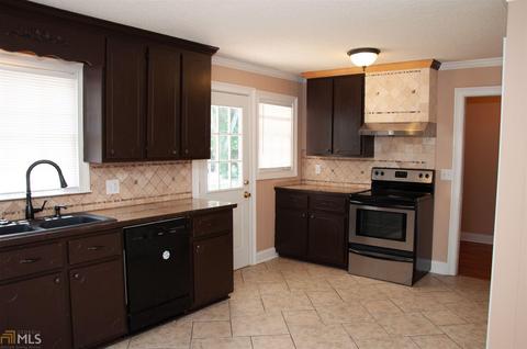 2204 Elberta Rd, Warner Robins, GA 31093 photo 6