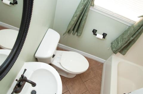 2204 Elberta Rd, Warner Robins, GA 31093 photo 4