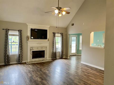 4 Lindsey Ln, Hampton, GA 30228 photo 3