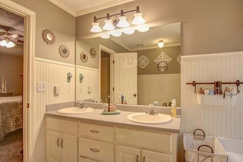 85 Dove Point Cir, Covington, GA 30016 photo 29