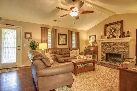 85 Dove Point Cir, Covington, GA 30016 photo 10