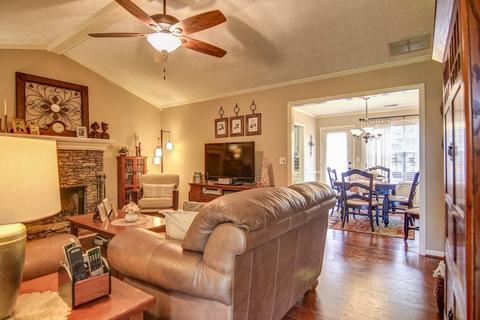 85 Dove Point Cir, Covington, GA 30016 photo 7