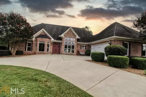 130 Harvey Ave, Covington, GA 30016 photo 1