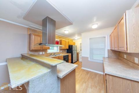 6366 Highview Rd, Morrow, GA 30260 photo 9