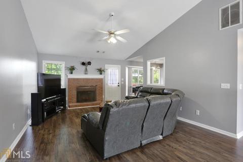 2514 Walking Path Ln, Dacula, GA 30019 photo 4