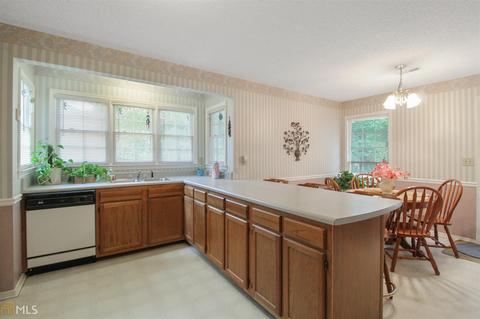 10852 Clearwater Dr, Hampton, GA 30228 photo 6