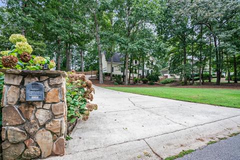 5240 Overbend Trl, Suwanee, GA 30024 photo 3