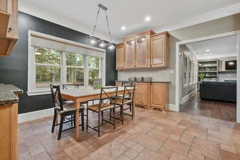 5240 Overbend Trl, Suwanee, GA 30024 photo 15