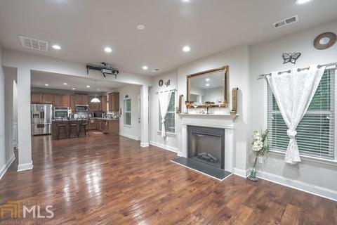 5082 Summersun Dr, Morrow, GA 30260 photo 9