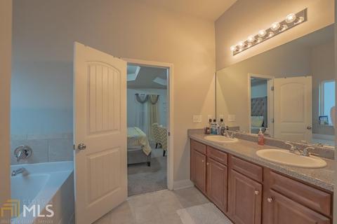 5082 Summersun Dr, Morrow, GA 30260 photo 14
