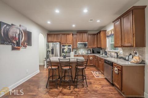 5082 Summersun Dr, Morrow, GA 30260 photo 3