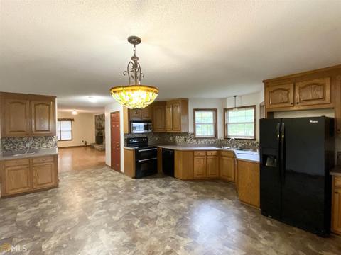 670 Five Points Rds, Gray, GA 31032 photo 3