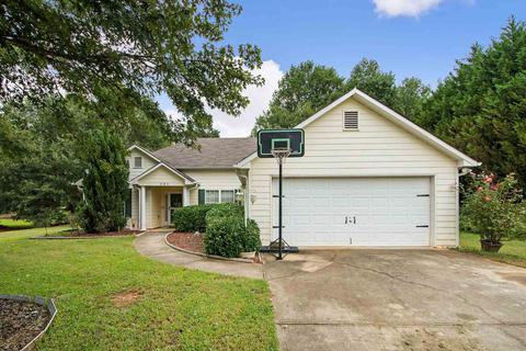 391 Arrowhatchee Dr, Winder, GA 30680 photo 1