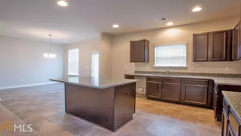 135 Milton Dr, Covington, GA 30016 photo 10