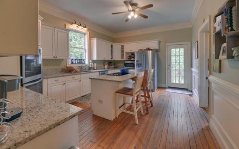 685 E Tugalo St, Toccoa, GA 30577 photo 18