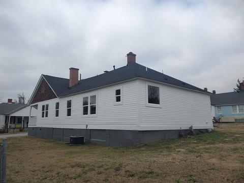 12 Hazel St, Porterdale, GA 30014 photo 2