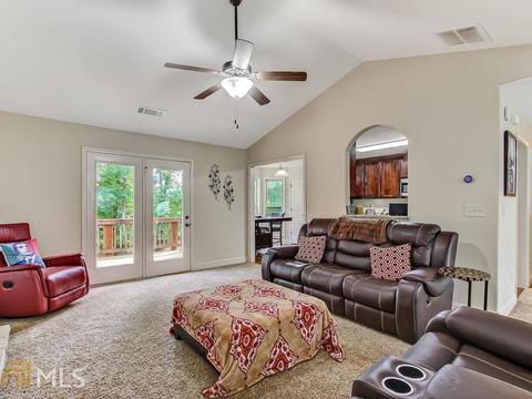 592 Matt Ln, Bethlehem, GA 30620 photo 13