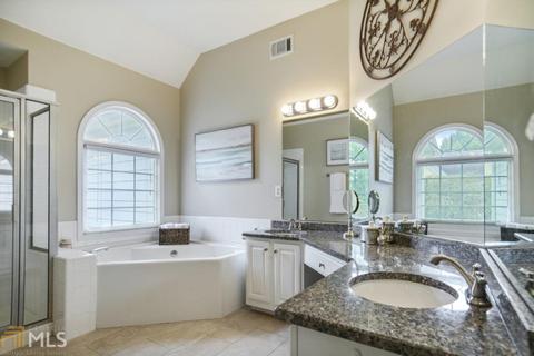 3770 Summer Rose Dr, Chamblee, GA 30341 photo 19