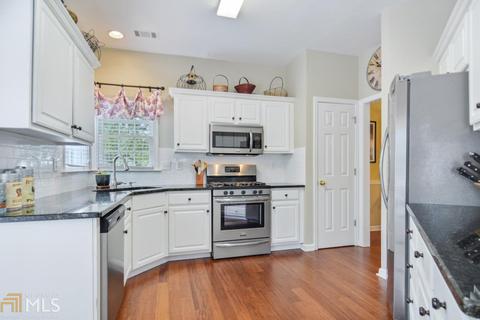 3770 Summer Rose Dr, Chamblee, GA 30341 photo 11
