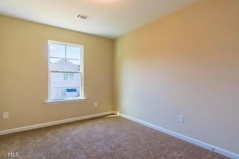 302 Pond View Rd, Macon, GA 31206 photo 10